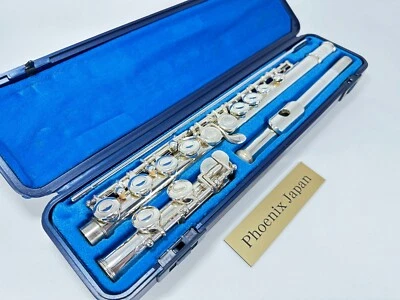 YAMAHA YFL 211S Incluye FLAUTA DE CONCIERTO Plateada con Estuche Rígido Foto 1 de 4