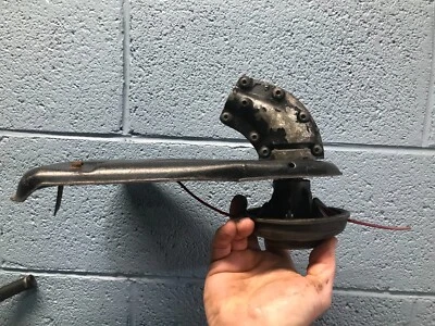 G1 Homelite ut15136 ut-15136  String Trimmer  GEARBOX  HEAD & METAL DEFLECTOR - Image 1 of 4