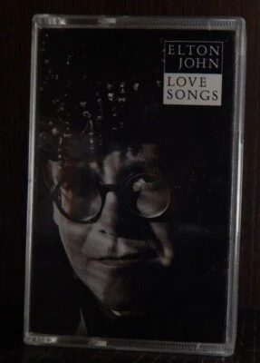 ELTON JOHN LOVE SONGS ,TAPE CASSETTE PWKMC 4098 P - Image 1 of 4