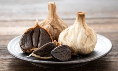 SCHWARZER KNOBLAUCH, 50 AUSGEWÄHLTE SCHWARZE KNOBLAUCHSAMEN - Bild 1 von 3