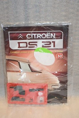 Citröen DS 21 Altaya 1:8 ISSUE NUMBER 30 - No Eaglemoss No DeAgostini - Image 1 of 2