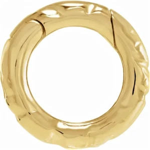 Dije de oro amarillo de 19,5 mm OD 10k martillado con bisagras mosquetón potenciador de bloqueo - Imagen 1 de 4