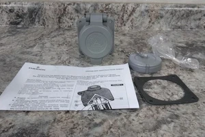 Appleton Electric ADRE3044-75 120/240/480/600VAC 30 A Current Rating Receptacle - Picture 1 of 11