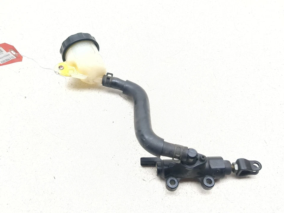 04-08 Cilindro maestro de freno trasero Honda VTX1800R VTX 1800 Foto 1 de 4