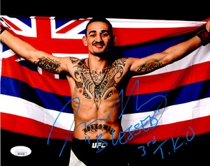 Max Holloway Signed UFC 8x10 Photo COA JSA Blessed Flag Autographed McGregor - Picture 1 of 2