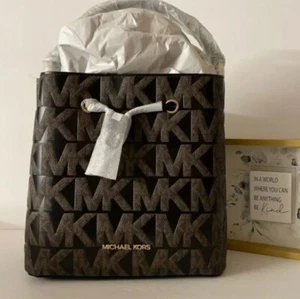 πΌπ¦ Michael Kors πΌπ¦ Suri MD Bucket Crossbody Bag Brown Black Tote πΌ GB26*2 - Picture 1 of 8