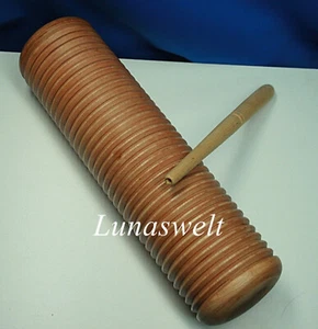 Guiro Shaker con palo también llamado Horiyo 29 cm largo Dm 9 cm - Imagen 1 de 1