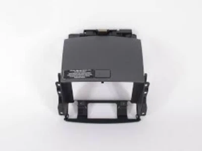 Genuine NISSAN 350Z 2003-2004 Center Dash Navigation Compartment Lid 68250-CD01A — 第 1/4 张图片