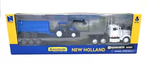 NewRay New Holland Agriculture White Kenworth W900 With Tractor and Trailer - Picture 1 of 4