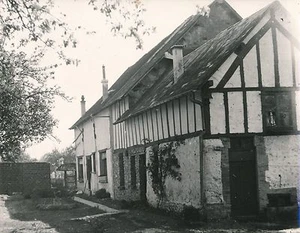LES ANDÉLYS c.1947 - Ferme à Colombages Eure - DIV 9553 - Picture 1 of 2