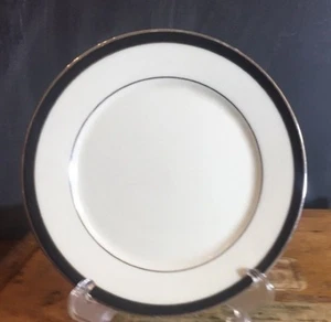 Lenox Black Royale Bread and Butter Plate with Platinum Trim Very Elegant - Picture 1 of 9