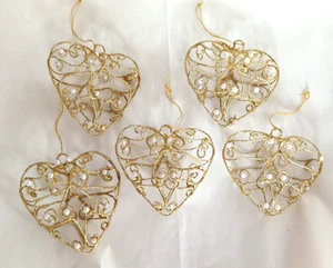Metall Drahtkorb Herz Ornamente mit Kunstperlen Akzenten 5er Set - Bild 1 von 6