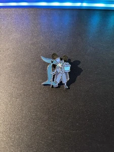 Disney Pin Hatbox Ghost Disneyland D Hidden Mickey 2024 Chaser (D9) - Picture 1 of 1