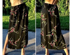 VTG 90s KATHIE LEE Collection Black~Red & Pink Floral A-Line Maxi Skirt~ 6 - Picture 1 of 11