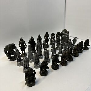 Lord of The Rings Chess Set Pieces NLP, Inc. 32 Pieces Complete Free Shipping