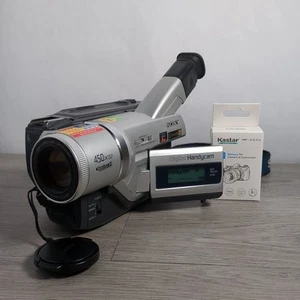 Sony DCR-TRV120 Handycam Camcorder Digital8 Hi8 Bundle Tested - Picture 1 of 8
