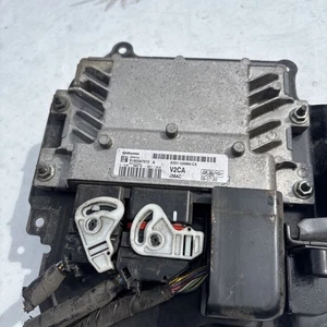 MOTORE FORD FIESTA MK7 1.25 BENZINA ECU 08 09 10 11 12 AV2112A650CA CON SPINE - Foto 1 di 3
