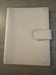 Cartera De Colección Carlos Falchi Beige/Taupe Delgada Cuero 4.3"x5.6" - ¡Hermosa! - Imagen 1 de 13