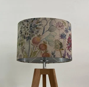 Pantalla de lámpara Voyage seto floral cepillado plata ovalado tono de luz - Imagen 1 de 21