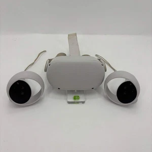 Oculus Quest 2 256GB Standalone All-in-One VR Headset KW49CM - Picture 1 of 10