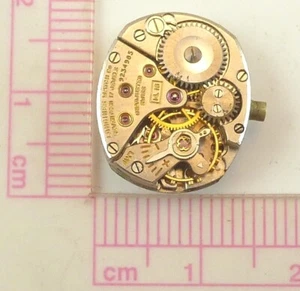 Vintage Longines 14.16 LDS Wristwatch Movement - Parts / Repair Good Balance - Picture 1 of 7
