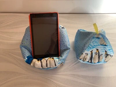 Penguin Ipad, beanbag lap Cushion stand Ipad Tablet Kindle holder Switch stand - Image 1 of 4
