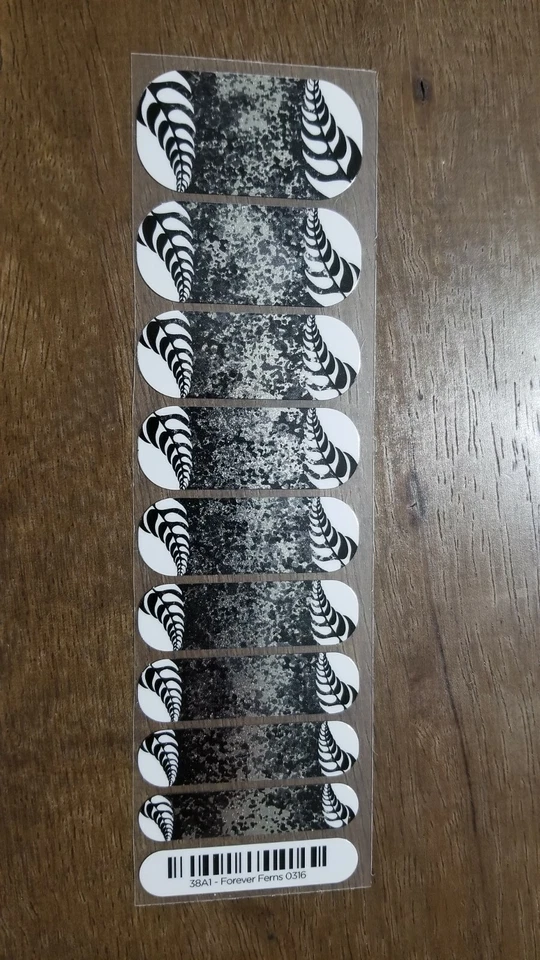 Envoltórios para unhas de meia folha Jamberry - Forever Ferns - Imagem 1 de 1