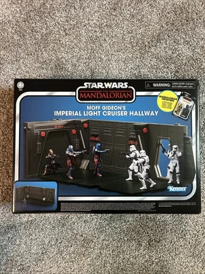 Star Wars The Mandalorian Moff Gideon's Imperial Light Cruiser Hallway No Figure - Image 1 of 3