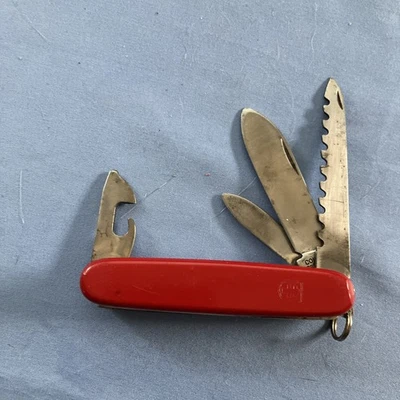 Navaja de bolsillo roja vintage Colonial Prov EE. UU. 4 hojas.     Caja D Foto 1 de 4