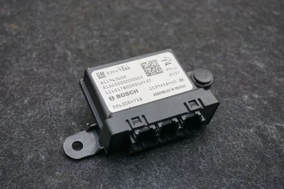Módulo de control de asistencia de estacionamiento trasero OEM 23444866 Cadillac Escalade ESV 2015 Foto 1 de 4