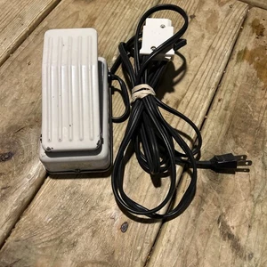 Janome New Home Neechi Sewing Machine Foot Pedal Type C-107 Tested - Picture 1 of 5