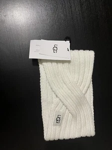 UGG Damen Chunky Logo Headwrap Elfenbein Einheitsgröße Ohrenwärmer Stirnband Mütze - Bild 1 von 5