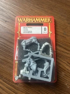 C Warhammer Fantasy Empire outrider pistoliers blister, metal, OOP, NIB - Picture 1 of 2