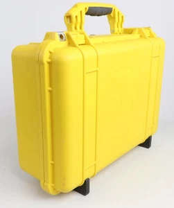 Genuine Peli Case / Protective Flight Case - See Description - Picture 1 of 4