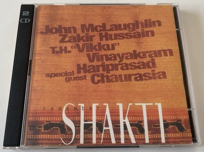 John McLaughlin/Zakir Hussain/T.H. Vinayakram – Remember Shakti Rare 2xCD Albums Foto 1 de 3