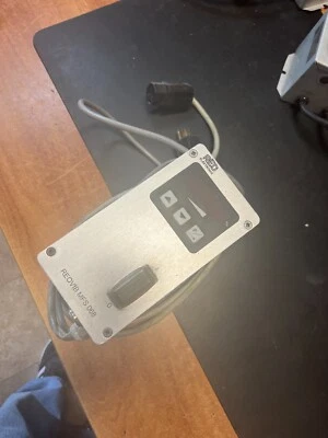 REO ELECTRONIC MFS-068, Eugen Hensle MFS-068 CONTROLADOR DE FREQUÊNCIA VARIÁVEL  - Imagem 1 de 2