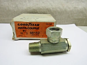 Goodyear 1/4" Hydraulic Check Valve, 90 degree 1/4" NPT Male to 1/4" NPT Female - Picture 1 of 4