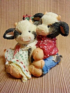 Marys Moo Moos ""Meet Me Under the Moo-stletoe"" - Nuovo con scatola - Foto 1 di 6