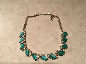 VINTAGE THERMOSET TEAL GREEN NECKLACE - Picture 1 of 4