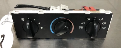 Ford Mustang 2001-2004 calefacción aire acondicionado temperatura climatización climatización Foto 1 de 3