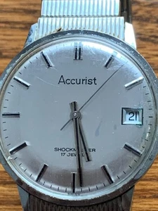 Vintage Swiss Accurist Shockmaster Date Mechanical Gents Bracelet Watch - 34mm - Picture 1 of 4