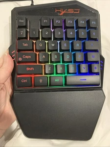 Tastiera Gaming HXSJ V100 Una Mano Cablata Retroilluminata LED Illuminazione Testata - Foto 1 di 6