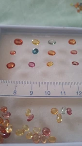 SVENDITA ZAFFIRI BIRMANI NATURALI  MULTICOLOR  CARATI  6,10 - Imagen 1 de 3