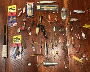 Vintage Antik Köder Konvolut 50+ Heddon, Rapala, Mepps usw. - Bild 1 von 19