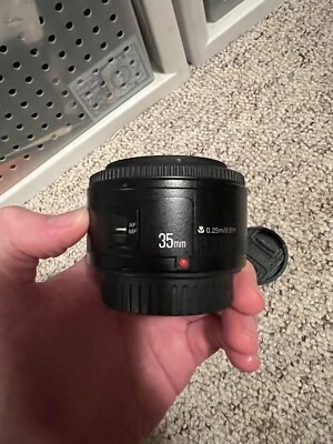 Yongnuo 35mm F2 AF Lens - Image 1 of 3