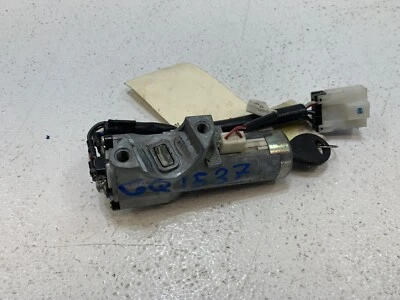 1998 - 2001 年日产 Frontier M/T 点火开关带按键不倒翁手动变频器 OEM — 第 1/4 张图片