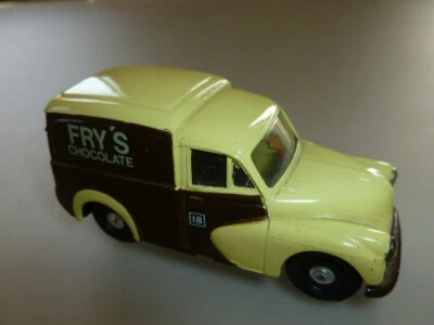die cast  1/43 corgi MORRIS 1000 VAN -FRY CHOCOLATE-no box - Immagine 1 di 2