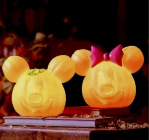 2024 Disney Parks Mini Light Up Pumpkin Minnie & Mickey Jack-O-Lantern SET NEW - Picture 1 of 5