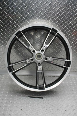 Harley-Davidson Street Glide Special 2016 llanta delantera FLHXS E19X3,50 MT Foto 1 de 4