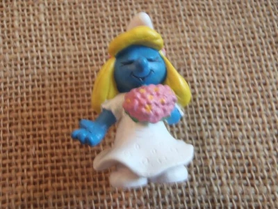 Figura Pitufo PVC Vintage Años 80 Pitufina Novia Figura Foto 1 de 4